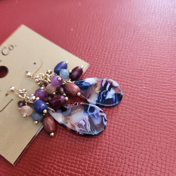 Boutique Dangle Earrings Gold Tone with Purples Multiple Shapes & Sized Beads - Picture 5 of 7